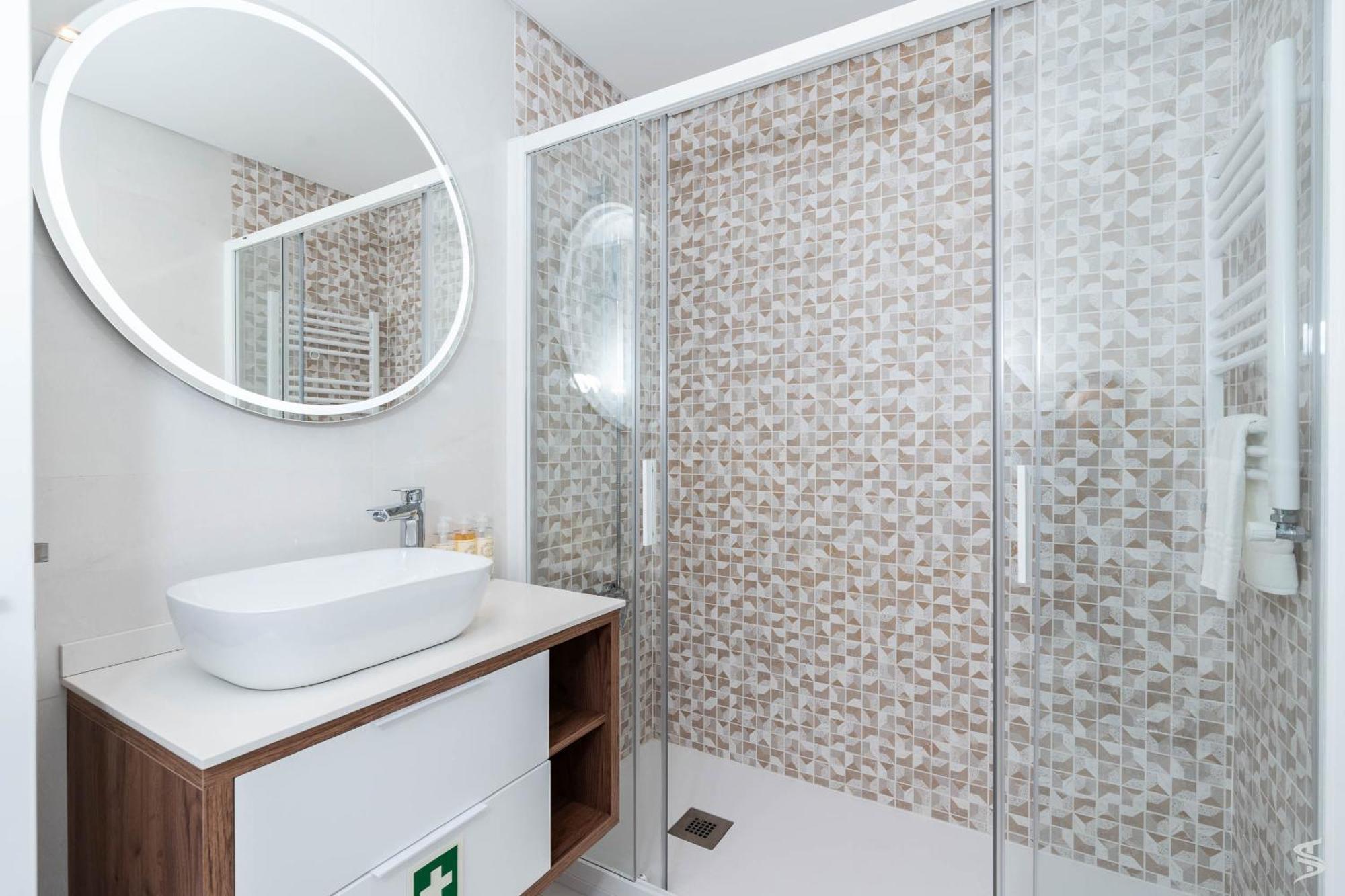 Cedofeita Sunny Apartment - Balcony & Parking Porto Exterior foto